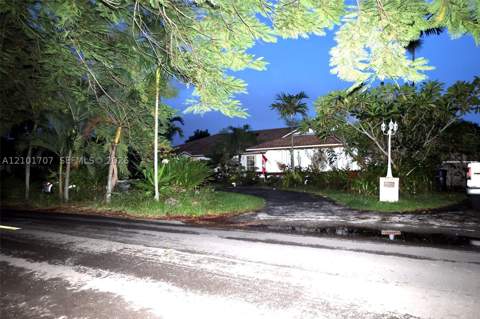 13250 N Calusa Club Dr, Miami FL - photo 9 of 9