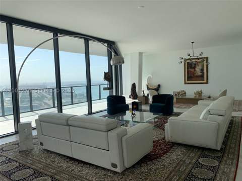 1000 Biscayne Blvd 4402, Miami FL - photo 8 of 21
