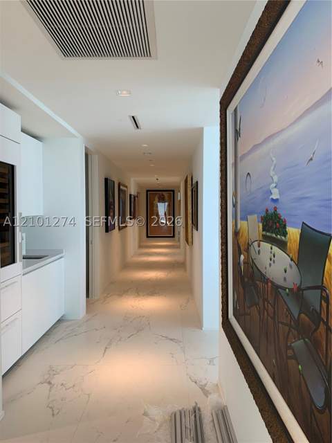 1000 Biscayne Blvd 4402, Miami FL - photo 9 of 21
