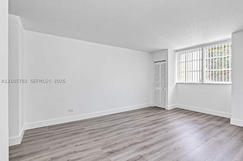1 bedroom Condominium at 445 NE 195th St 125, Royal Oaks Condo, Miami — photo 5