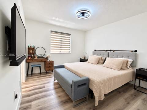 16242 SW 97th Ter, Miami FL - photo 8 of 15