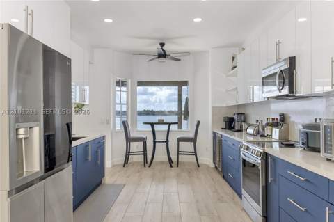 14739 SW 132nd Pl, Miami FL - photo 8 of 22