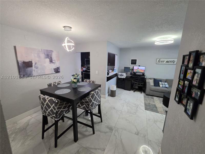 2 bedroom Condominium at 6605 W 26th Dr 22-18, Lago Grande Two Condo, Hialeah — photo 4