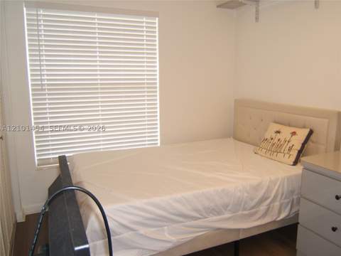 11954 SW 123rd Ct, Miami FL - photo 8 of 22