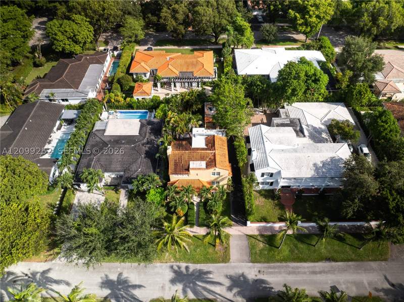 4 bedroom SingleFamilyResidence at 1461 Certosa Ave, Coral Gables Riviera Sec, Coral Gables — photo 4
