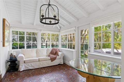 1461 Certosa Ave, Coral Gables FL - photo 7 of 40