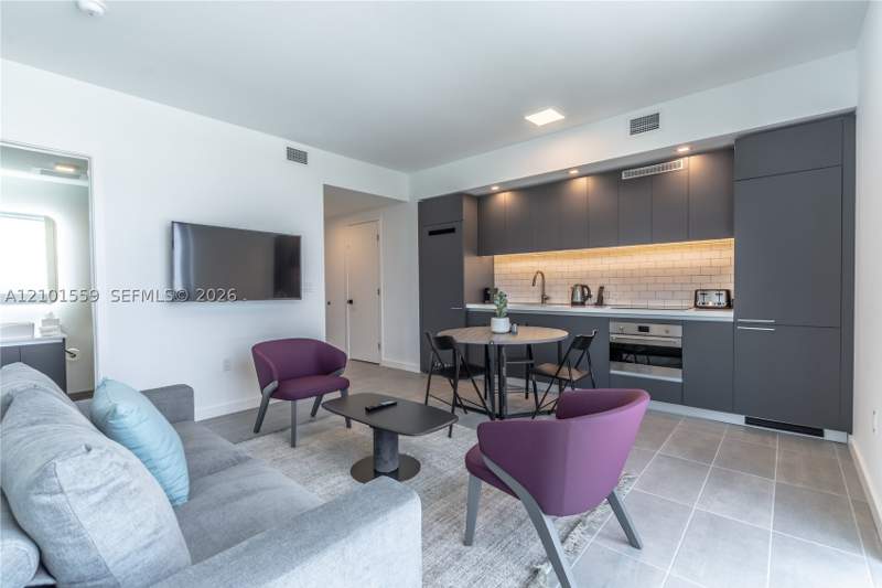 2 bedroom Condominium at 227 NE 2nd St 2906, Map Of Miami Dade Co. FL., Miami — photo 2