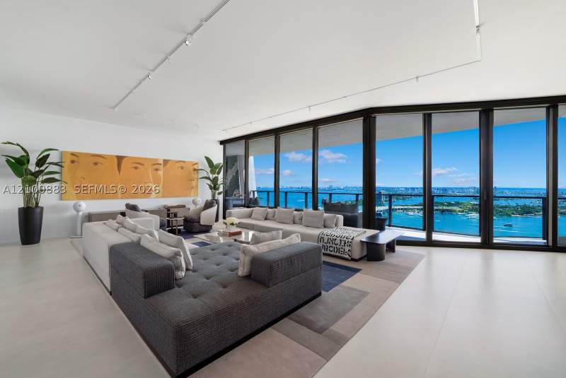 4 bedroom Condominium at 1000 Biscayne Blvd 3302, One Thousand Museum Condo, Miami — photo 2