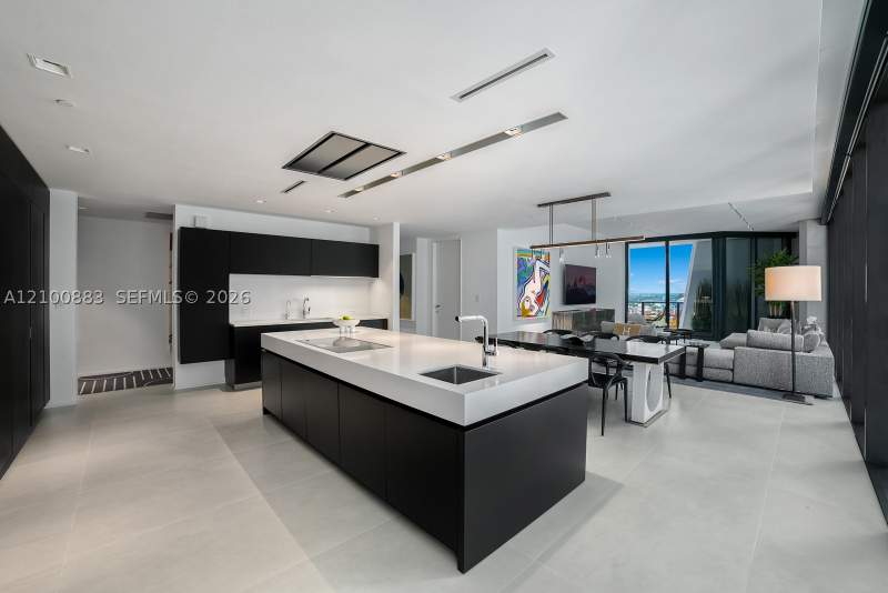 4 bedroom Condominium at 1000 Biscayne Blvd 3302, One Thousand Museum Condo, Miami — photo 5