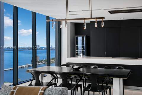 1000 Biscayne Blvd 3302, Miami FL - photo 6 of 32