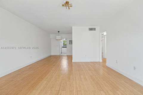 1150 99th St 25, Bay Harbor Islands FL - photo 11 of 37