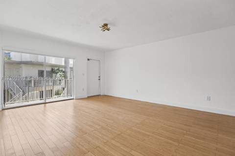 1150 99th St 25, Bay Harbor Islands FL - photo 13 of 37