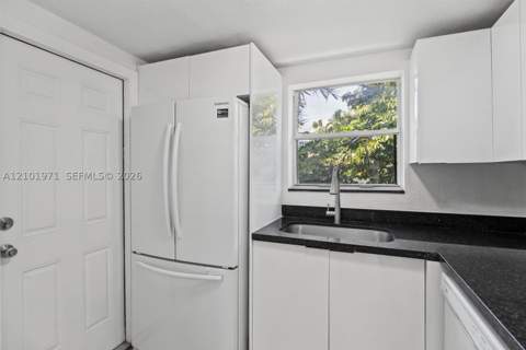1150 99th St 25, Bay Harbor Islands FL - photo 17 of 37