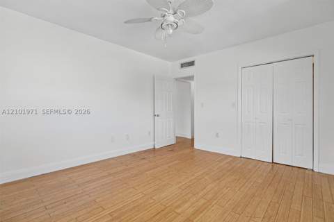 1150 99th St 25, Bay Harbor Islands FL - photo 24 of 37