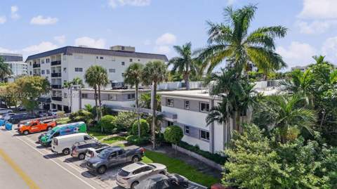 1150 99th St 25, Bay Harbor Islands FL - photo 8 of 37