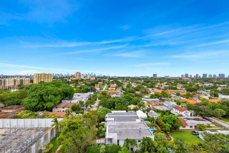 1 bedroom Condominium at 2351 Douglas Rd Ph1310, Gables Terrace Condo, Miami — photo 3