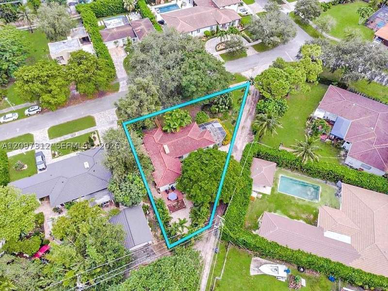 2 bedroom SingleFamilyResidence at 364 Navarre Dr, Country Club Estates Sec, Miami Springs — photo 3