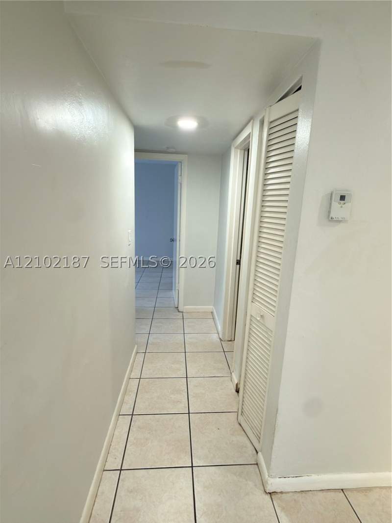 2 bedroom Condominium at 9611 SW 77th Ave 108A, Woodside In Kendall Condo, Miami — photo 3