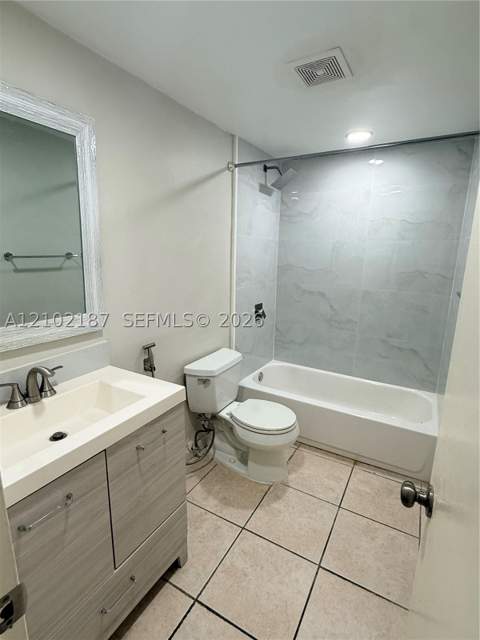 9611 SW 77th Ave 108A, Miami FL - photo 8 of 13