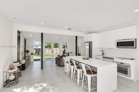 1371 71st St, Miami Beach FL - photo 11 of 44