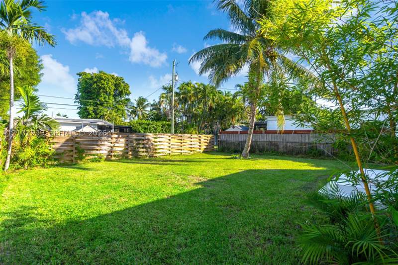 3 bedroom SingleFamilyResidence at 1371 71st St, Oceanside Sec Isle Of Nor, Miami Beach — photo 3