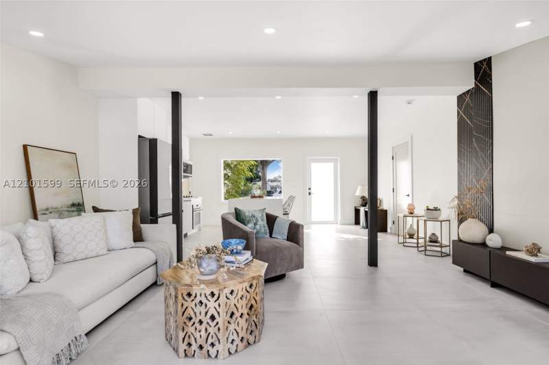 3 bedroom SingleFamilyResidence at 1371 71st St, Oceanside Sec Isle Of Nor, Miami Beach — photo 5