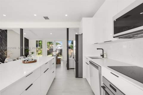 1371 71st St, Miami Beach FL - photo 9 of 44