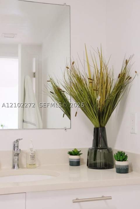 3250 NE 1st Ave 810, Miami FL - photo 9 of 25