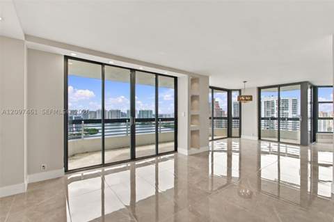 19101 NE 36th Ct 2705, Aventura FL - photo 12 of 37