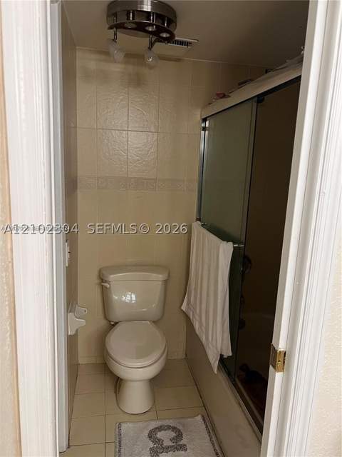 8875 Fontainebleau Blvd 203, Miami FL - photo 10 of 17