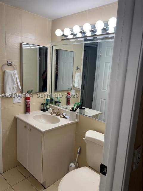 8875 Fontainebleau Blvd 203, Miami FL - photo 11 of 17