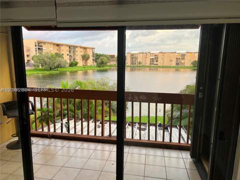 8875 Fontainebleau Blvd 203, Miami FL - photo 16 of 17