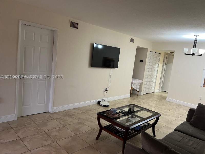 2 bedroom Condominium at 8875 Fontainebleau Blvd 203, Pine Lake Village Condo, Miami — photo 4