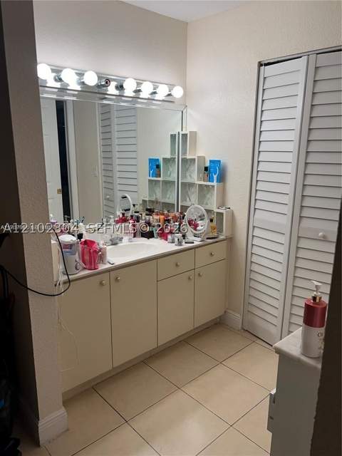 8875 Fontainebleau Blvd 203, Miami FL - photo 9 of 17