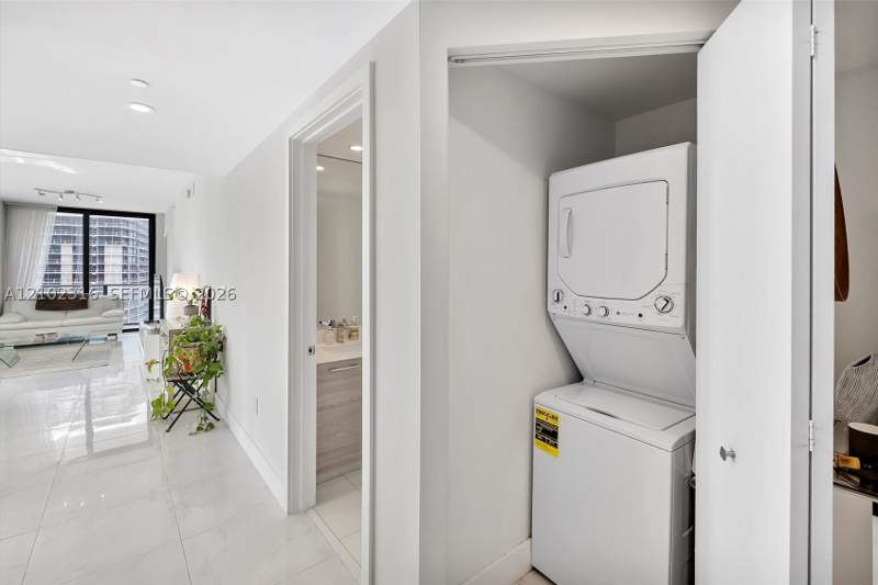 3 bedroom Condominium at 1300 S Miami Ave 1905, 1300 S Miami Avenue Condo, Miami — photo 4