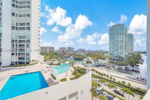 16485 Collins Ave 738, Sunny Isles Beach FL - photo 21 of 76