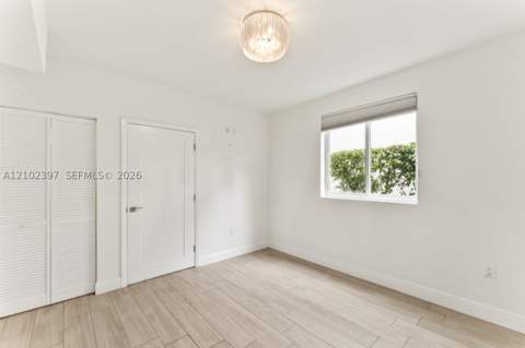20205 W Oak Haven Cir, Miami FL - photo 20 of 95