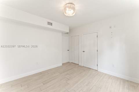 20205 W Oak Haven Cir, Miami FL - photo 21 of 95