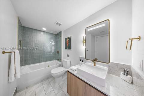 159 NE 6th St 4011, Miami FL - photo 10 of 26