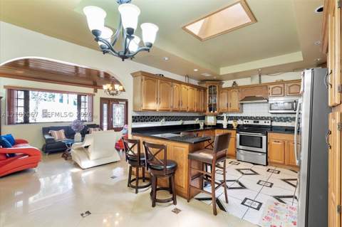 348 NE 118th St, Miami FL - photo 10 of 33