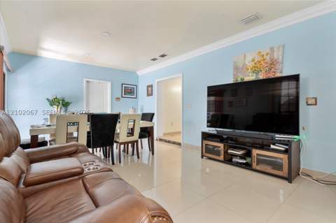 348 NE 118th St, Miami FL - photo 15 of 33