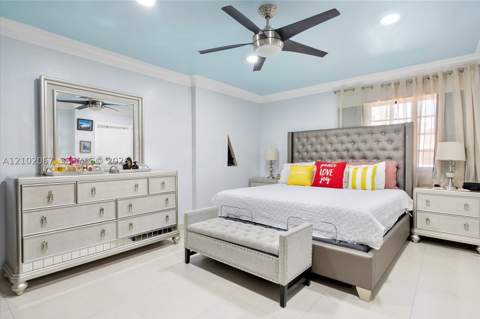 348 NE 118th St, Miami FL - photo 16 of 33