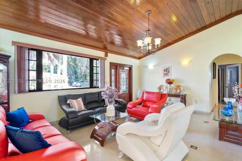 348 NE 118th St, Miami FL - photo 6 of 33