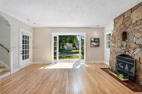 1209 La Mancha Ave, Coral Gables FL - photo 8 of 52