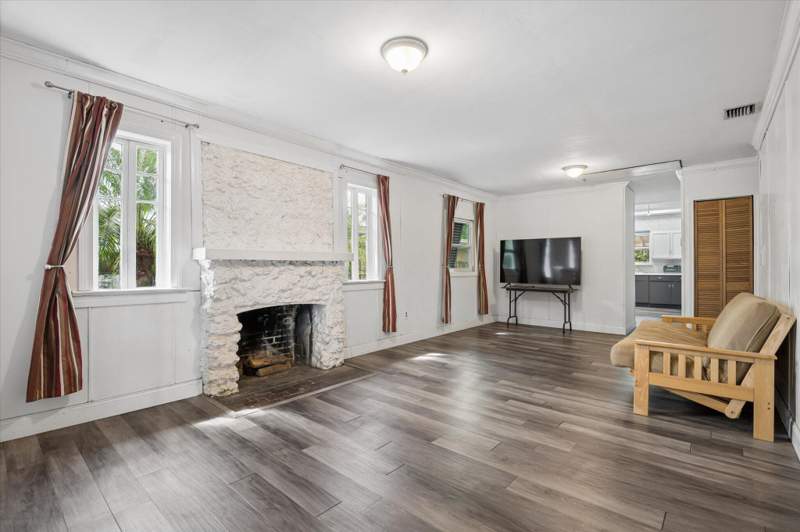 2 bedroom SingleFamilyResidence at 630 NW 6 Avenue, Blvd Addn, Homestead — photo 5