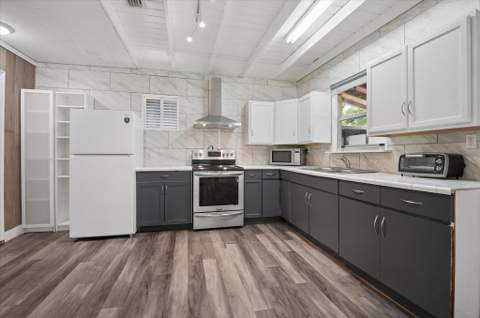 630 NW 6 Avenue, Homestead FL - photo 9 of 31