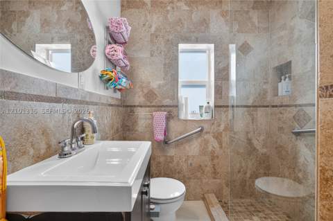 2543 SW 15th St, Miami FL - photo 14 of 35