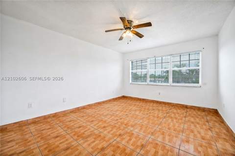 65 NE 202nd Ter Q27, Miami Gardens FL - photo 17 of 19