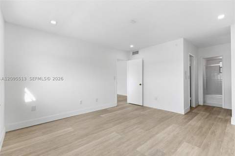 3770 NE 171st St 402, North Miami Beach FL - photo 14 of 33