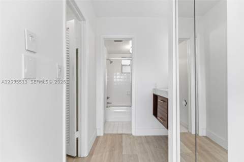 3770 NE 171st St 402, North Miami Beach FL - photo 15 of 33